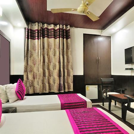 Hotel Bonlon Inn Nowe Delhi Zewnętrze zdjęcie