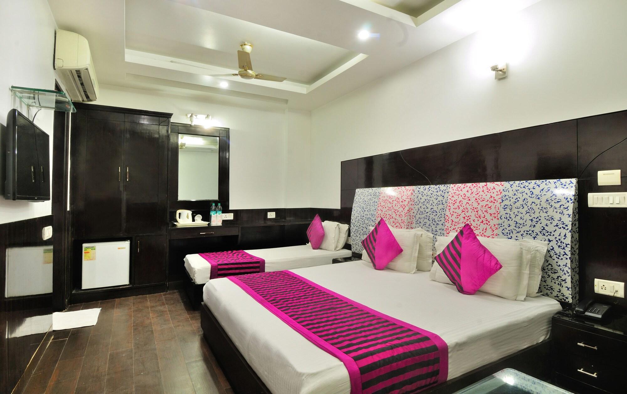 Hotel Bonlon Inn Nowe Delhi Zewnętrze zdjęcie